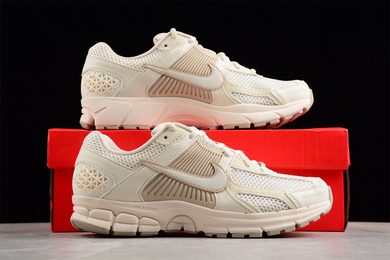 Nk Zoom Vomero 5 SP FQ6868-111 - Image 4