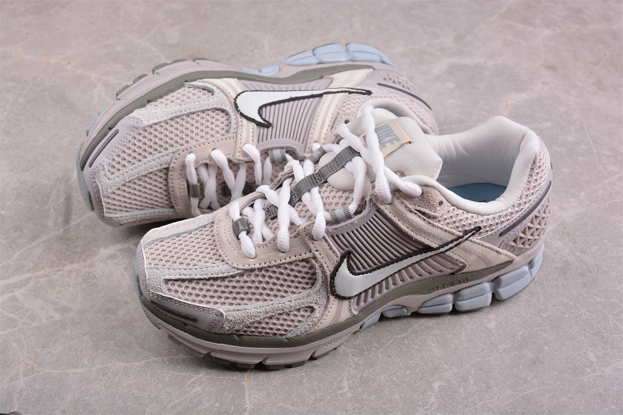 Nk Zoom Vomero 5 SP FZ3653-104 - Image 3