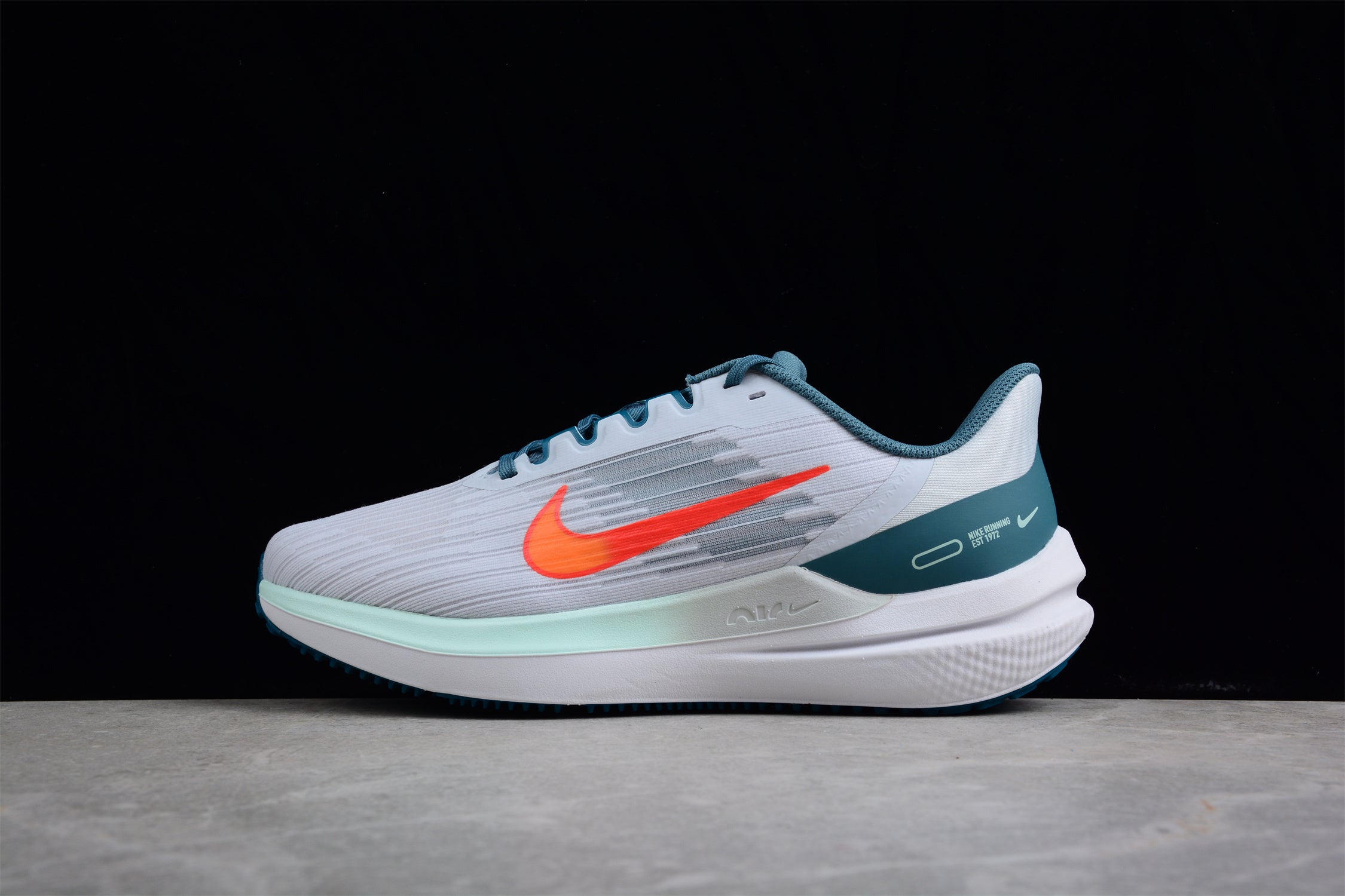 Nk Zoom Winflo 9 - Image 2