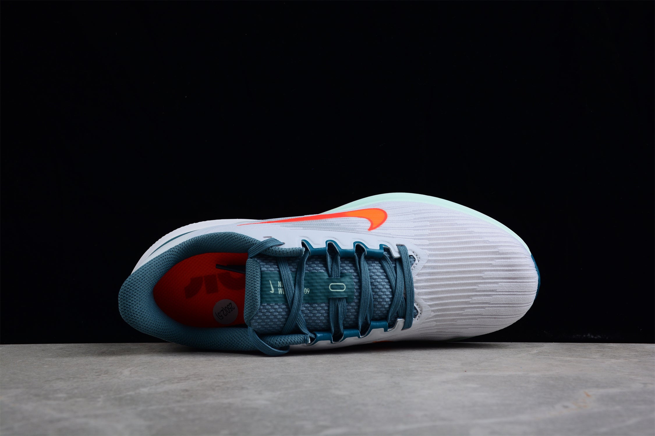 Nk Zoom Winflo 9 - Image 5