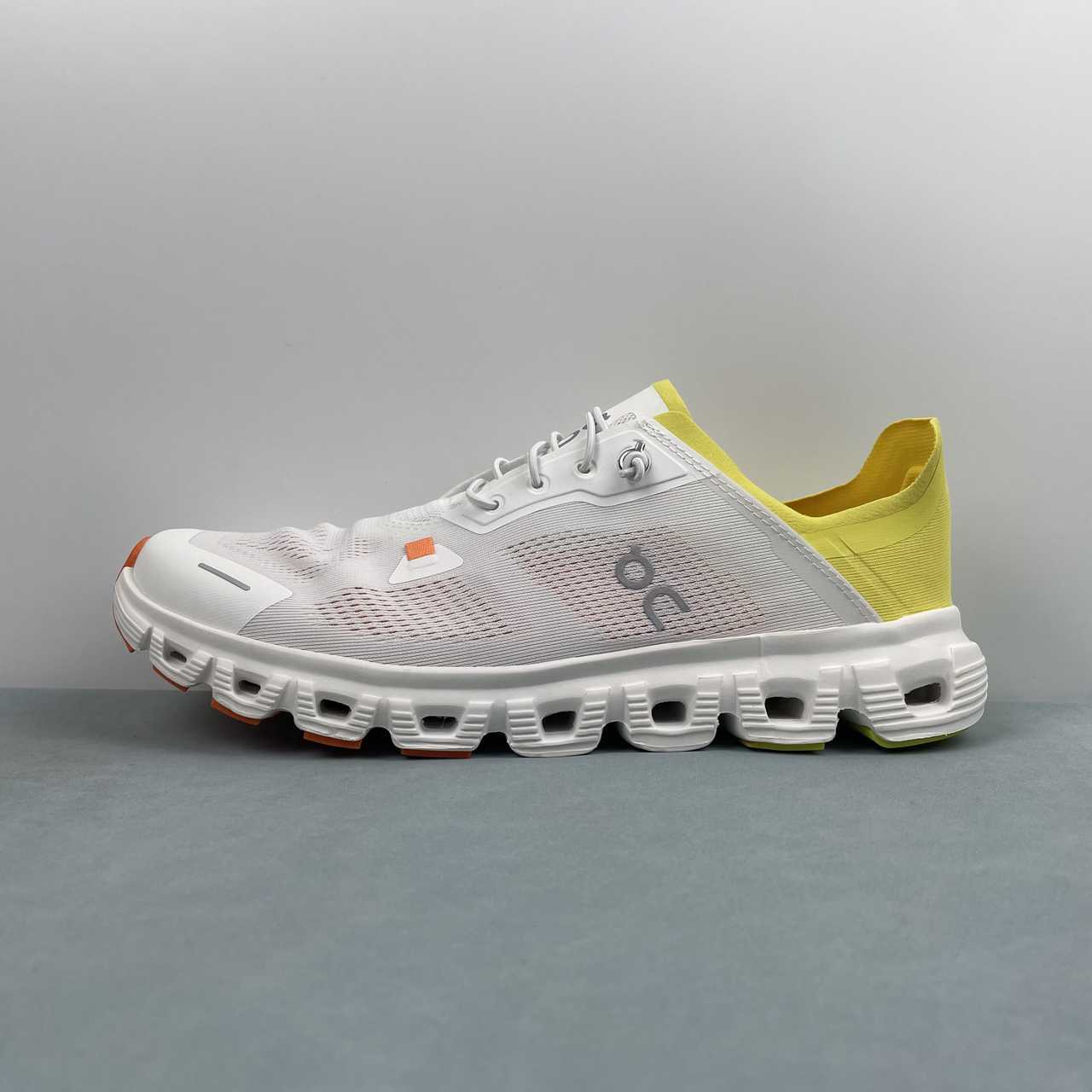 On Cloud 6 Coast - Image 2