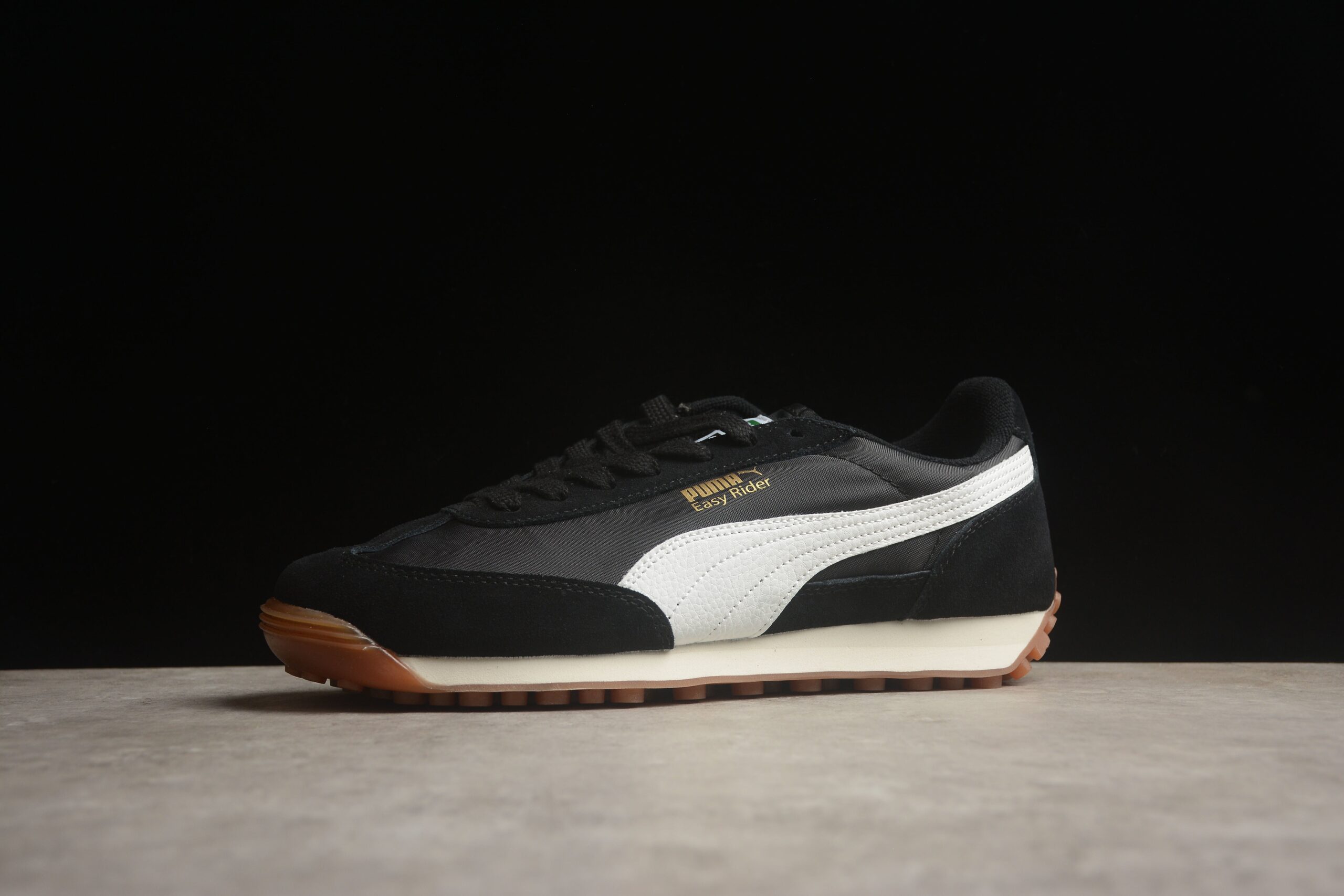 Puma Easy Rider Vintage Sneakers Unisex - Image 4