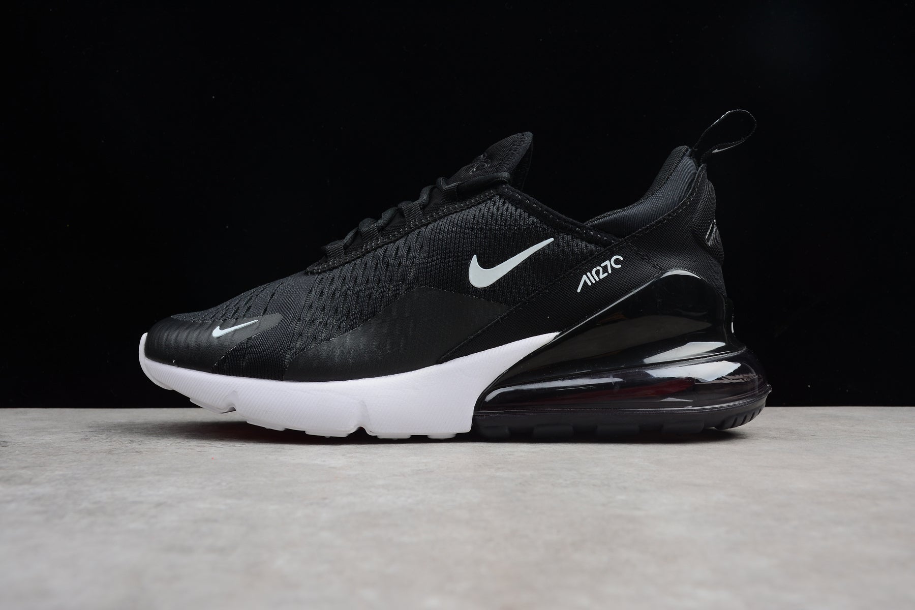 R17 Nike Air Max 270 AH8050-002 - Image 2