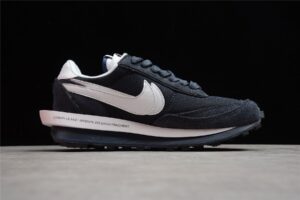 R18 Fragment x Sacai x Nike LDWaffle “Blue Void” DH2684-400