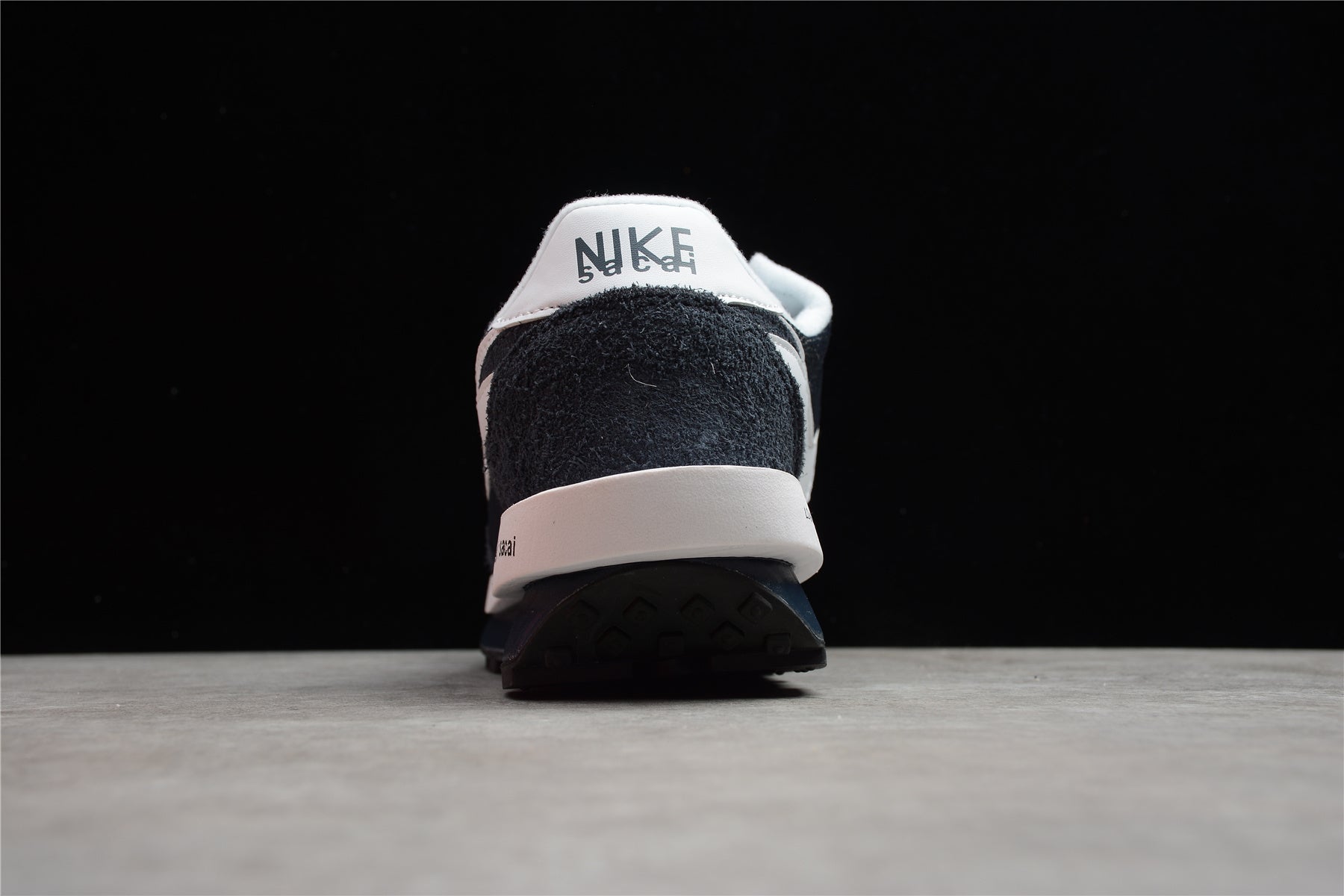 R18 Fragment x Sacai x Nike LDWaffle “Blue Void” DH2684-400 - Image 3