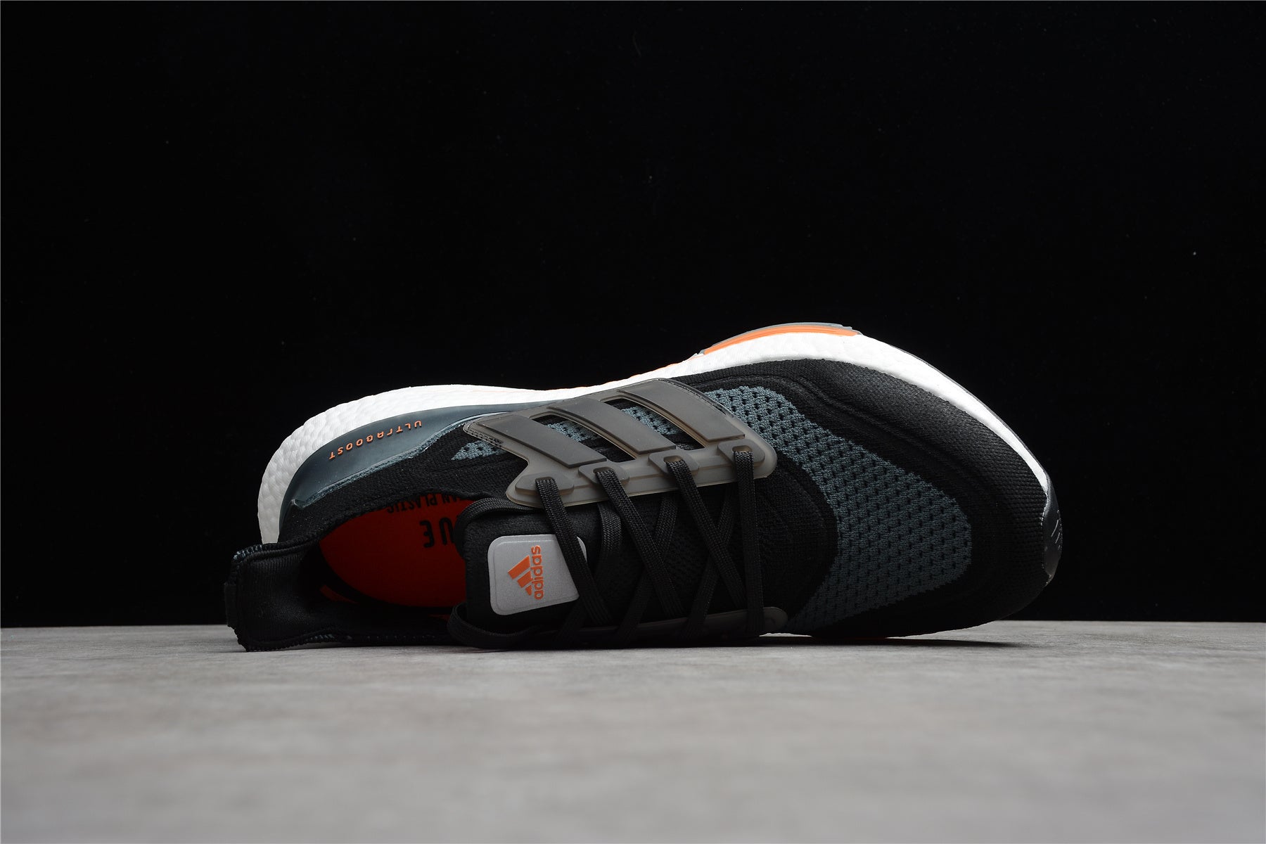 R18 Ultra Boost 2021 FY0389 - Image 5