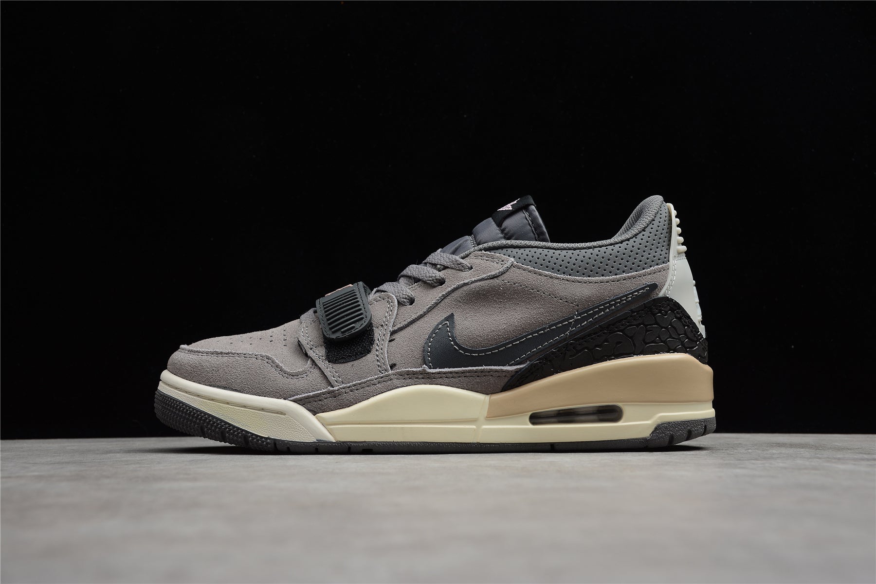 R20 AJ312 Air Jordan Legacy 312 CD7069-002 - Image 2