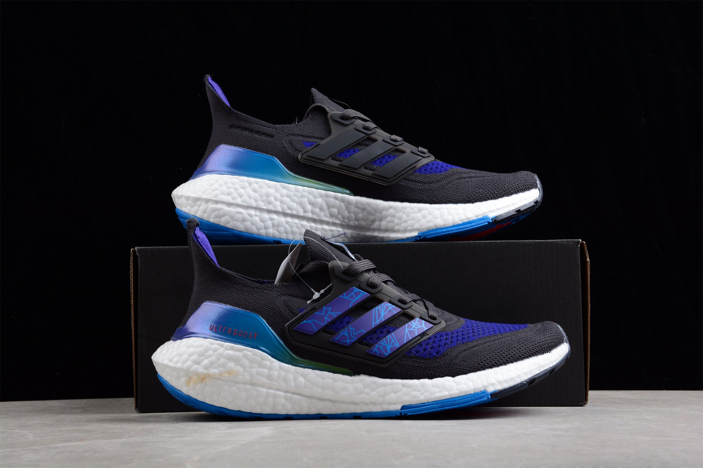 R20 Ad Ultra Boost 21 Consortium GY1332 - Image 4