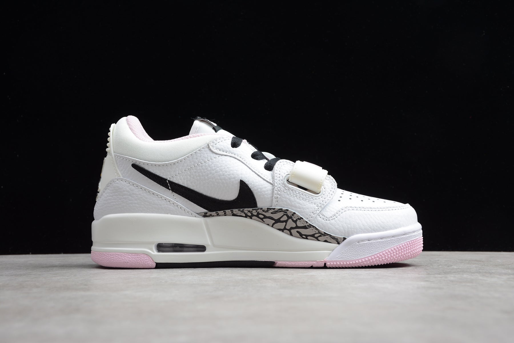 R20 GZ AJ312 AT4040-106