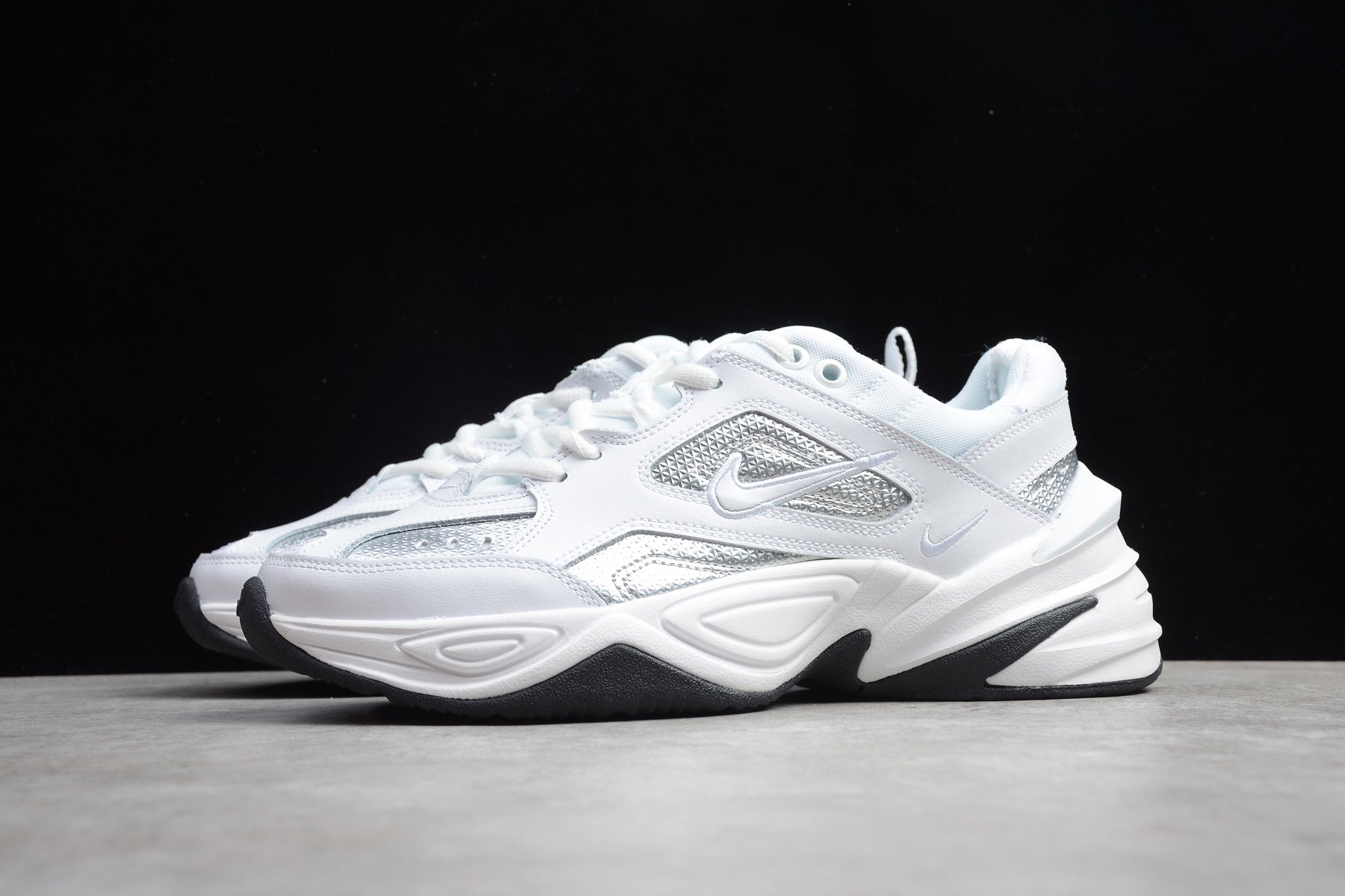 R22 CJ9583 100 - Image 4