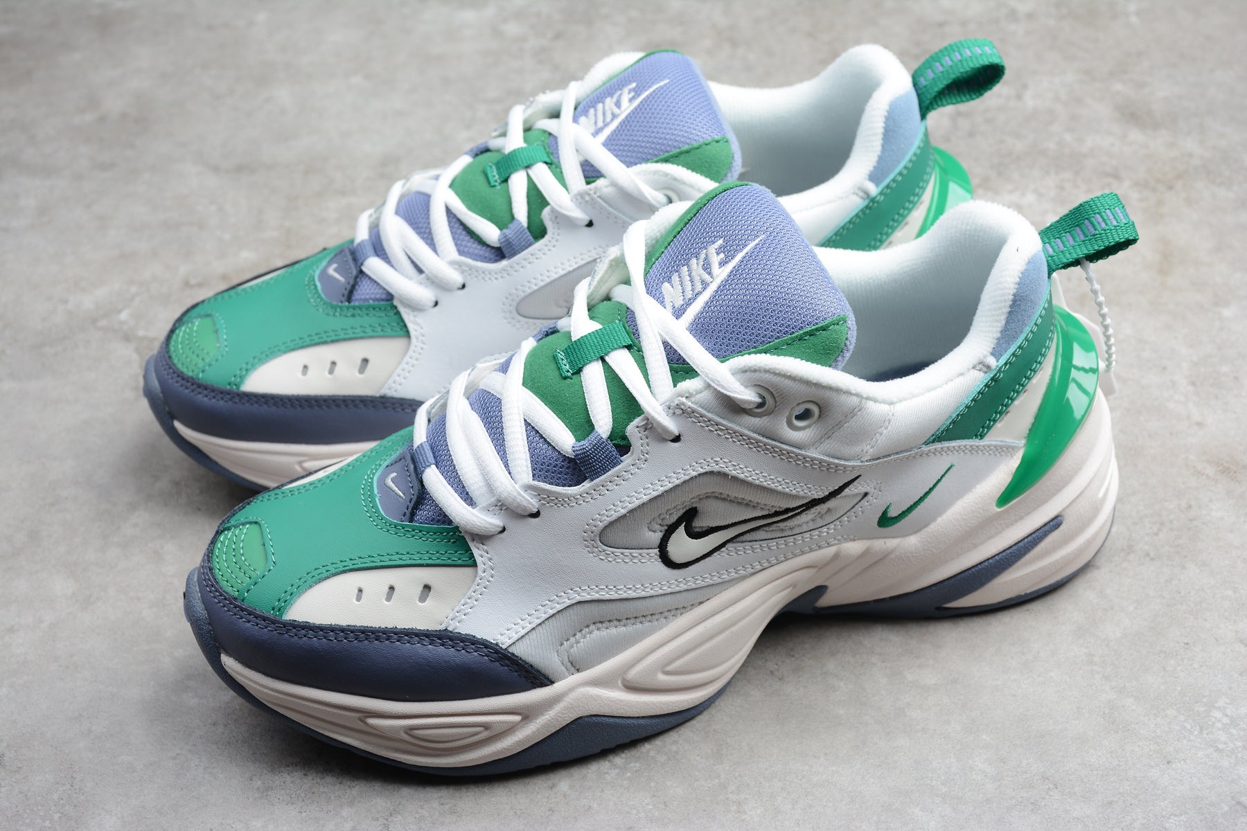 R22 M2K AV4789-009 - Image 3