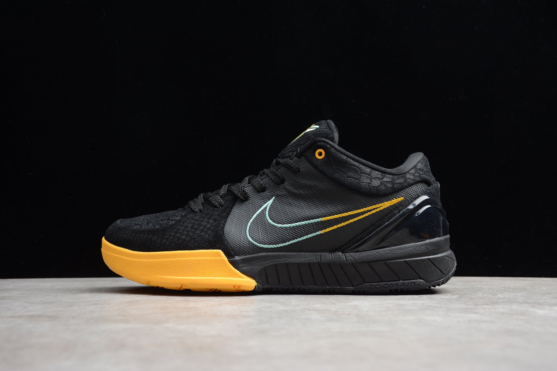 R22 Nike Kobe 4 Protro PE āCarpe Diemā - Image 2