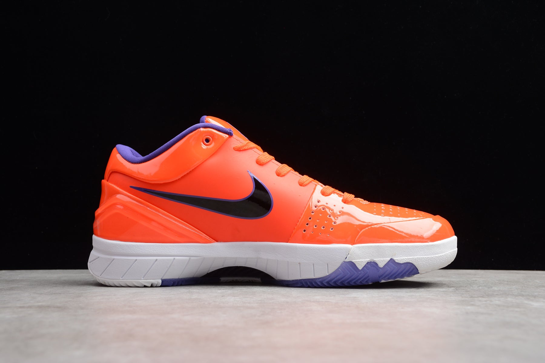 R22 Nike Kobe 4 Protro PE “Orange PE”