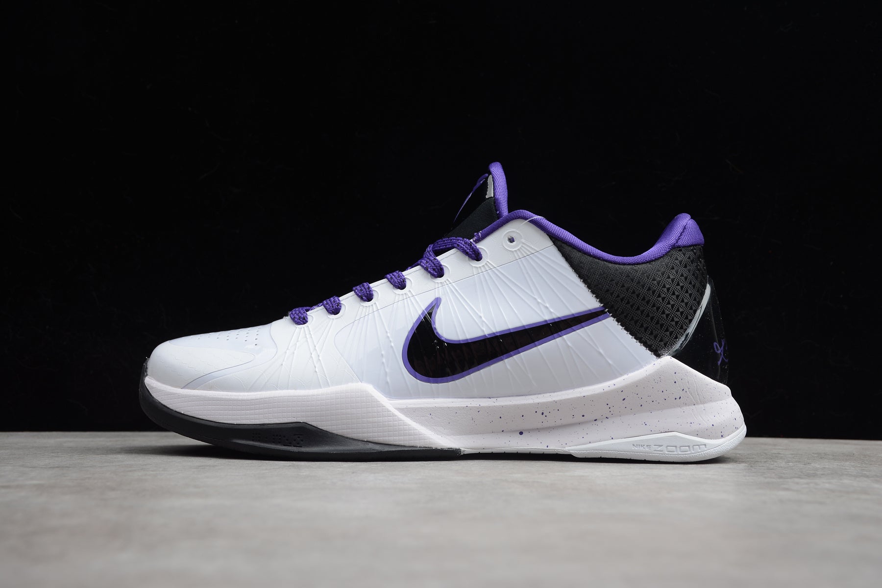R22 Nike Zoom Kobe 5 “White Del Sol” - Image 3