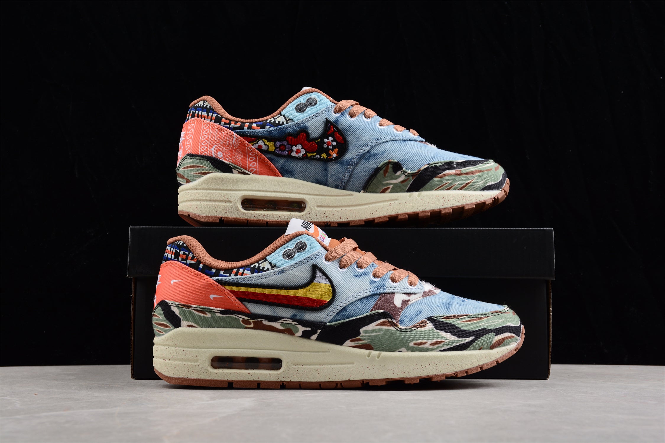 R24 Concepts x Nk Air Max 1 DN1803-900 - Image 3