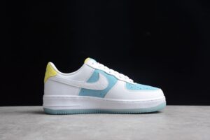 R24 NK Air Force 1 '07 AF1 AA7687-400