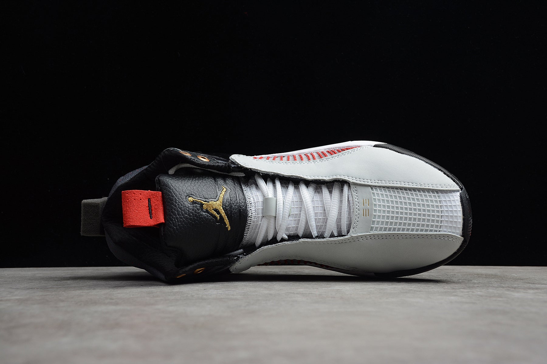 R26 Titan 22 x Air Jordan 35 DD4701-001 - Image 5