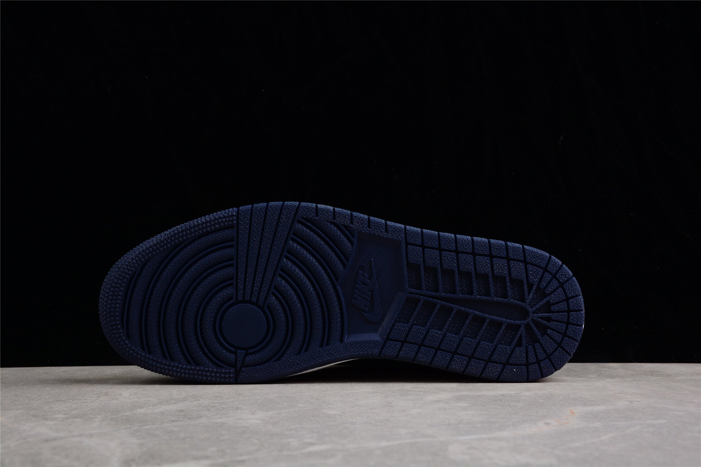 R28 Air Jordan 1 AJ1 BQ4422-400 - Image 6