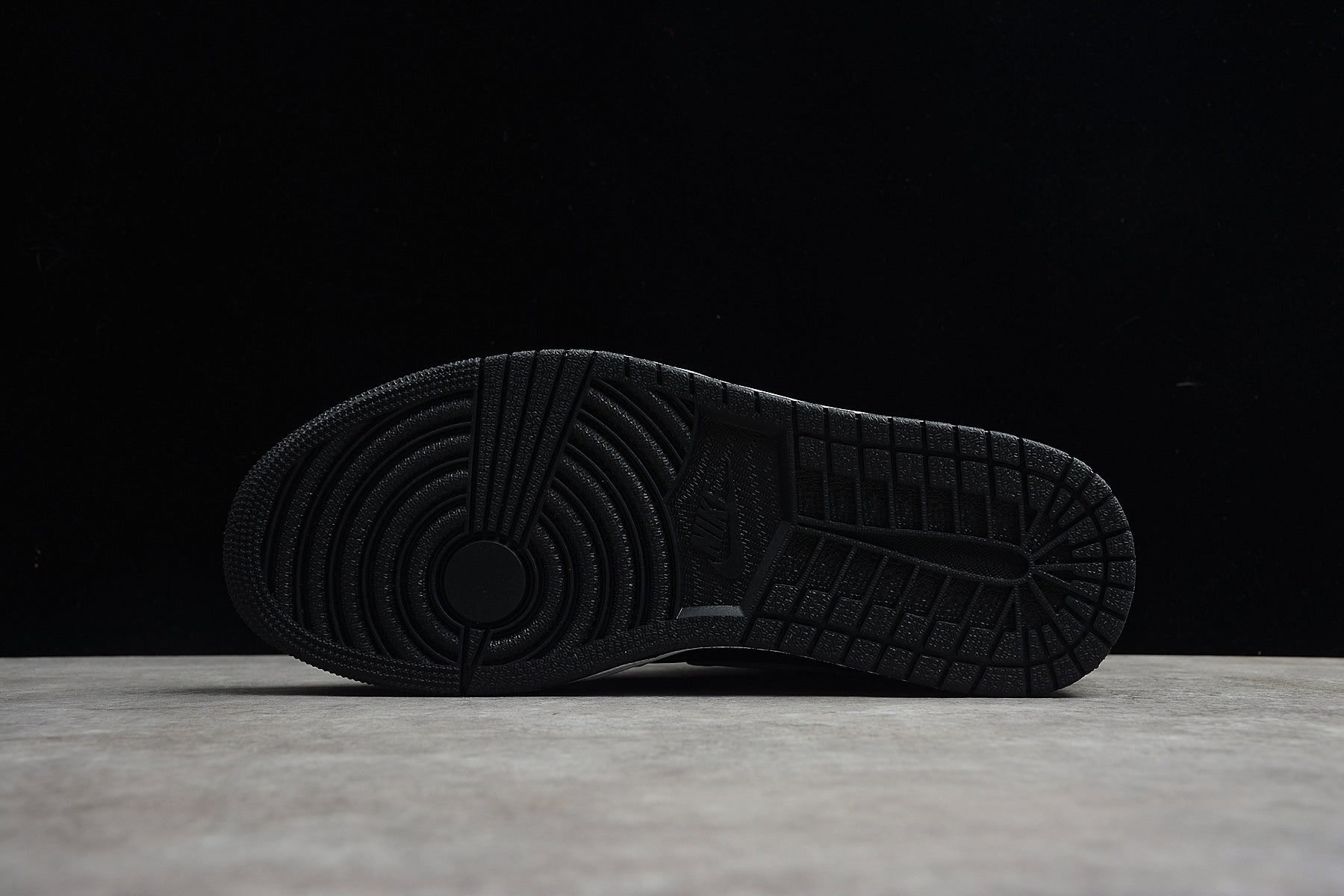 R28 Air Jordan 1 High AJ1 555088-035 36-46 - Image 6