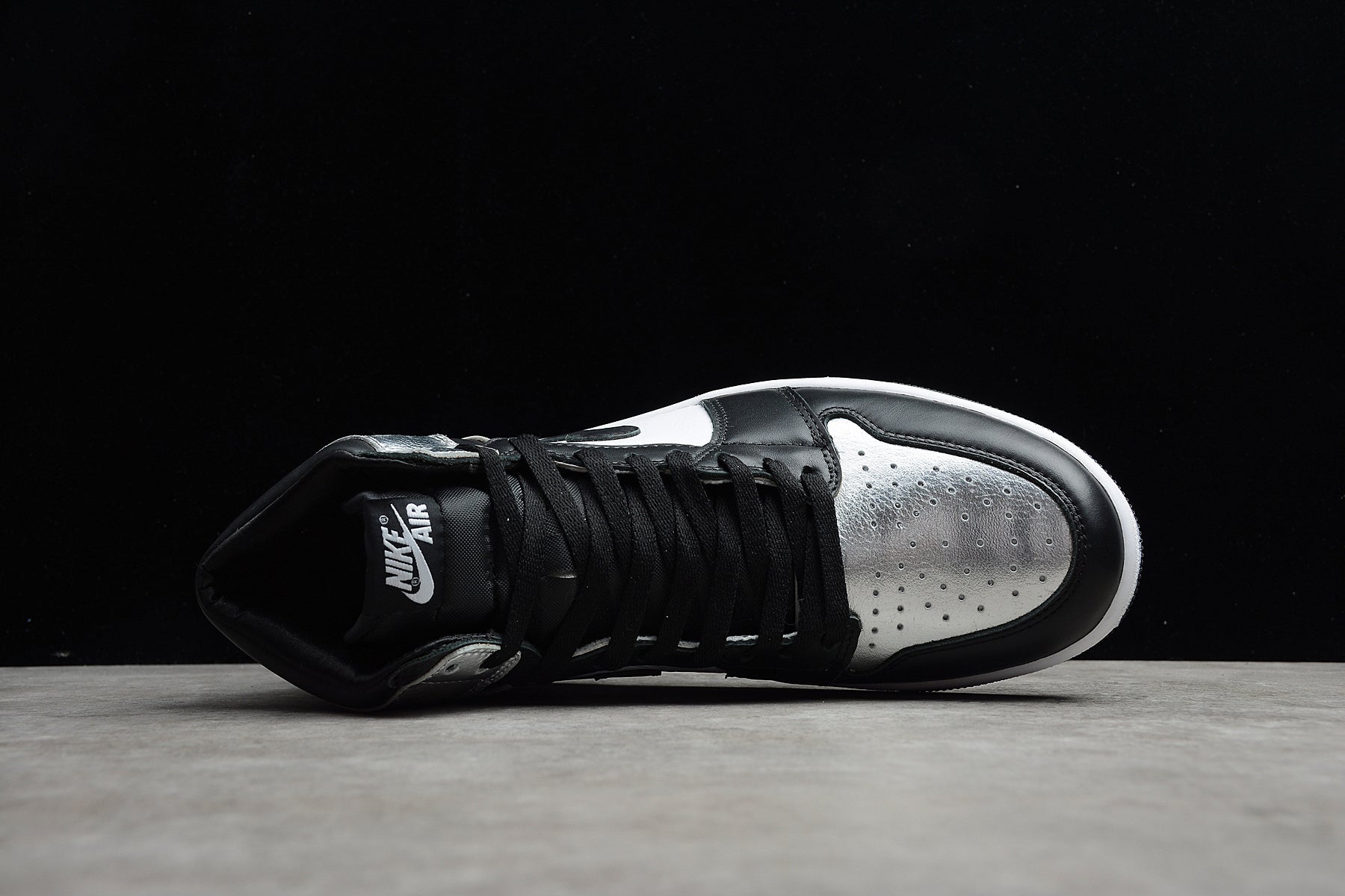 R28 Air Jordan 1 High OG WMNS“ Silver Toe”AJ1 CD0461-001 - Image 6