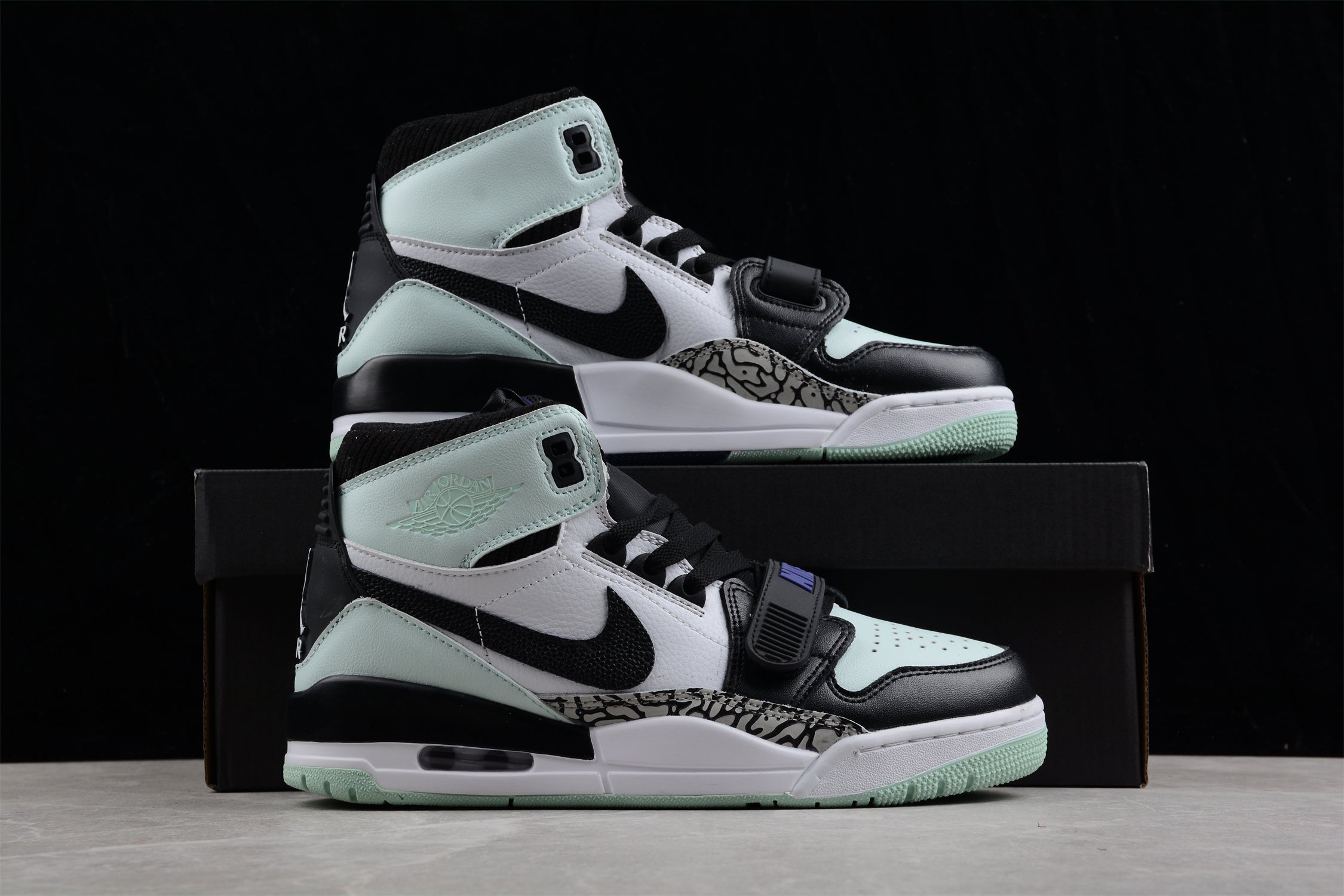 R28 Air Jordan Legacy AJ312 AV3922-013 - Image 4