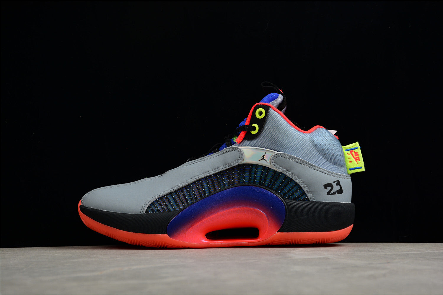 R30 AJ35 "Center of Gravity" DC1493-001 - Image 2