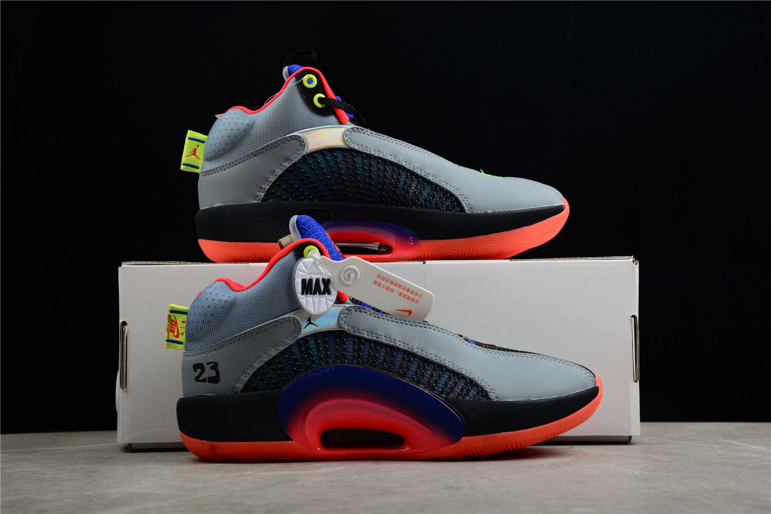 R30 AJ35 "Center of Gravity" DC1493-001 - Image 3