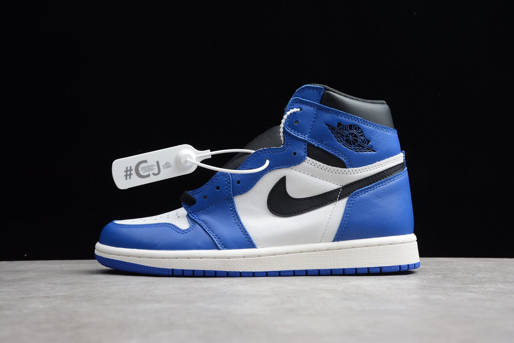 R40 CJ 1 555088-403 - Image 2