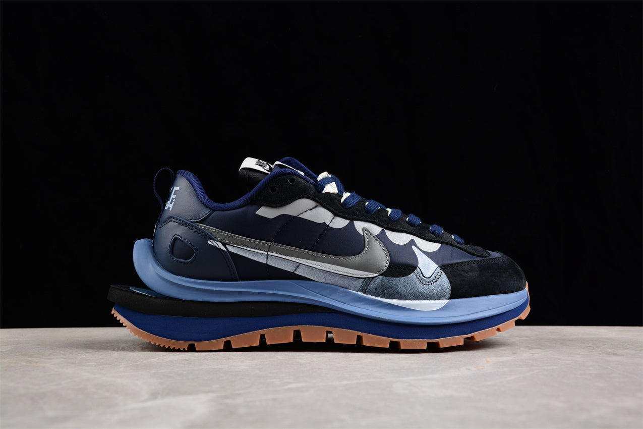 Sacai X VaporWaffle "Nylon Black" DD1875-700