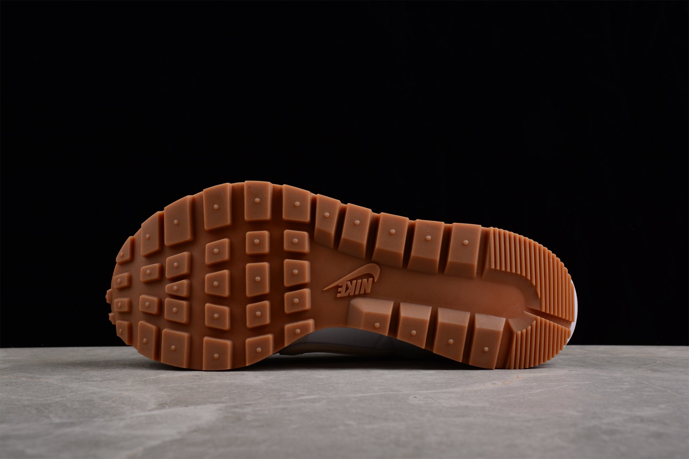 Sacai x Nike VaporWaffle “White Gum” – DD1875-100 - Image 2