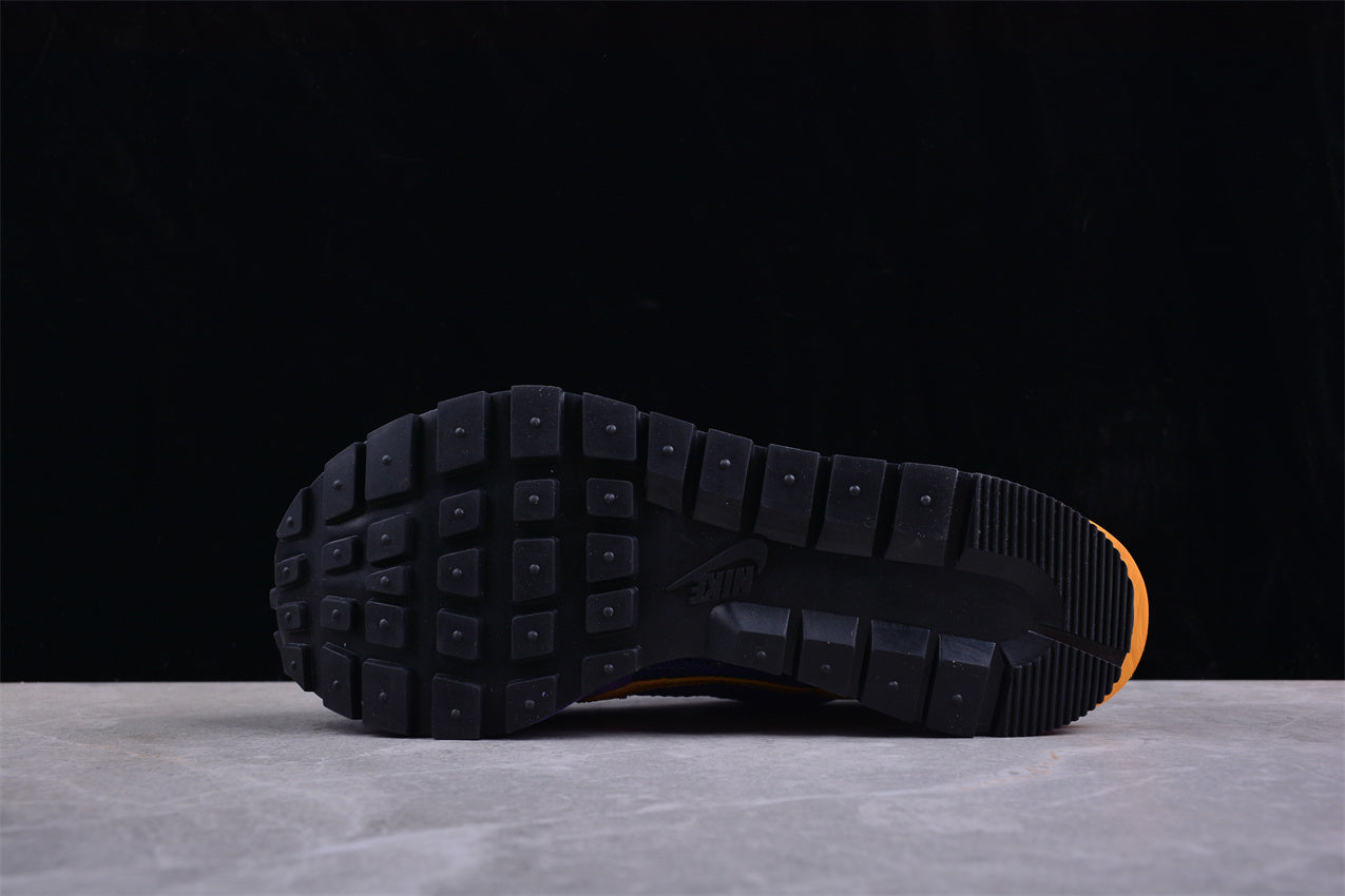 Sacai x Nk VaporWaffle 3.0 CV1363-103 - Image 3