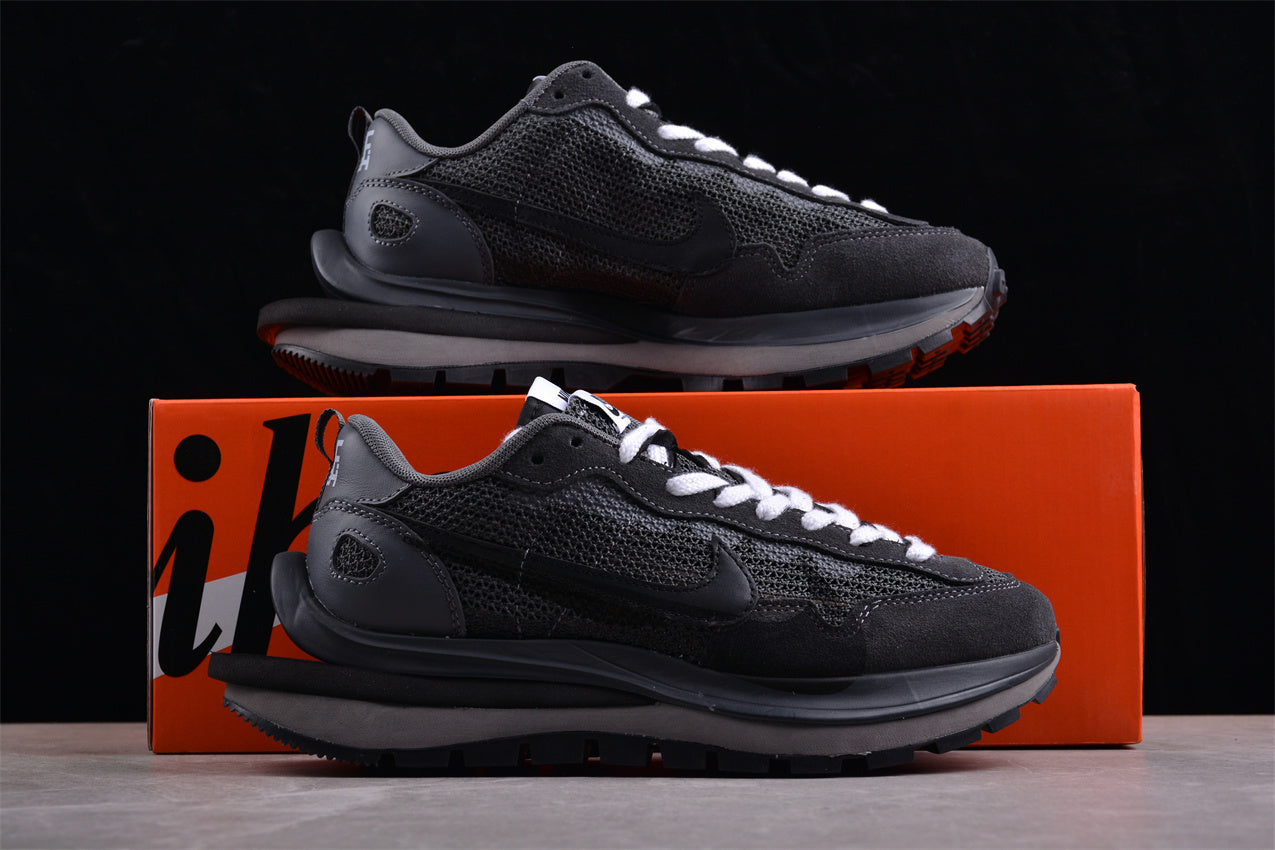 Sacai x Nk VaporWaffle 3.0 CV1363-105 - Image 5