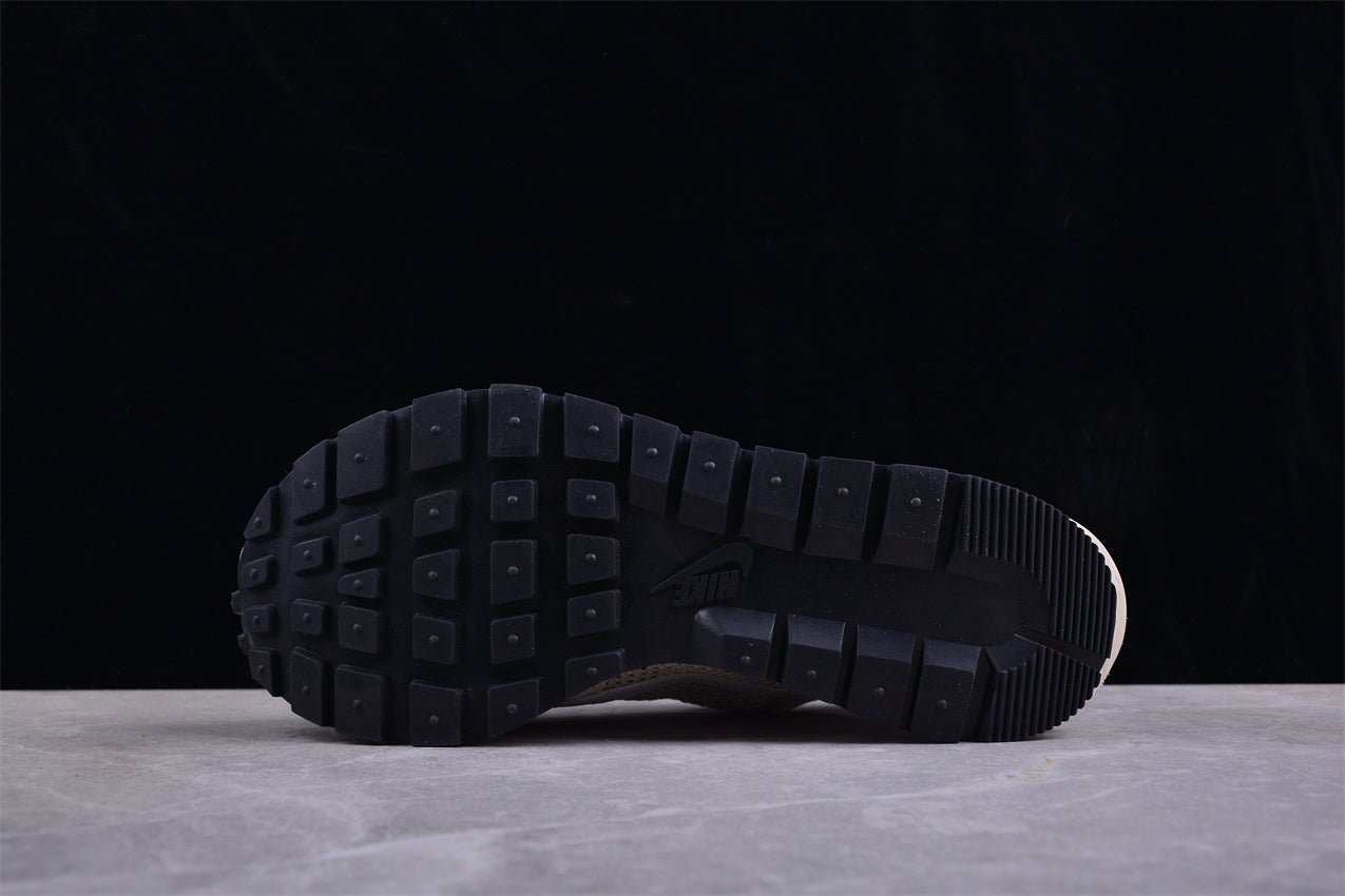 Sacai x Nk VaporWaffle 3.0 CV1363-108 - Image 5