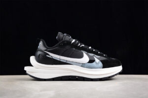 Sacai x Nk VaporWaffle 3.0 DD1875-011