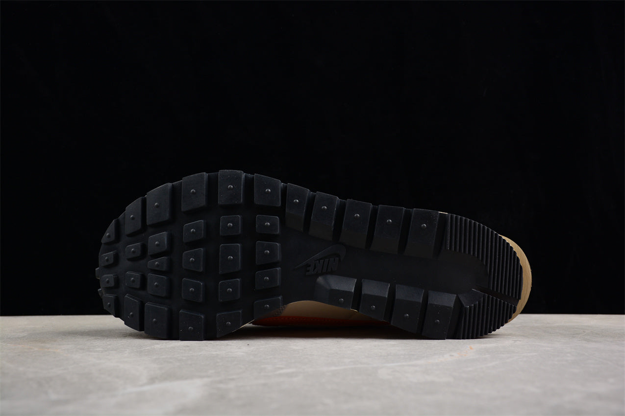 Sacai x Nk VaporWaffle 3.0 DD1875-107 - Image 3