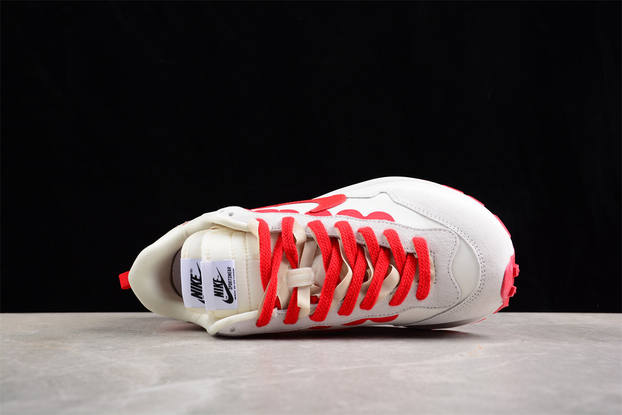 Sacai x Nk VaporWaffle 3.0 DD1875-110 - Image 3