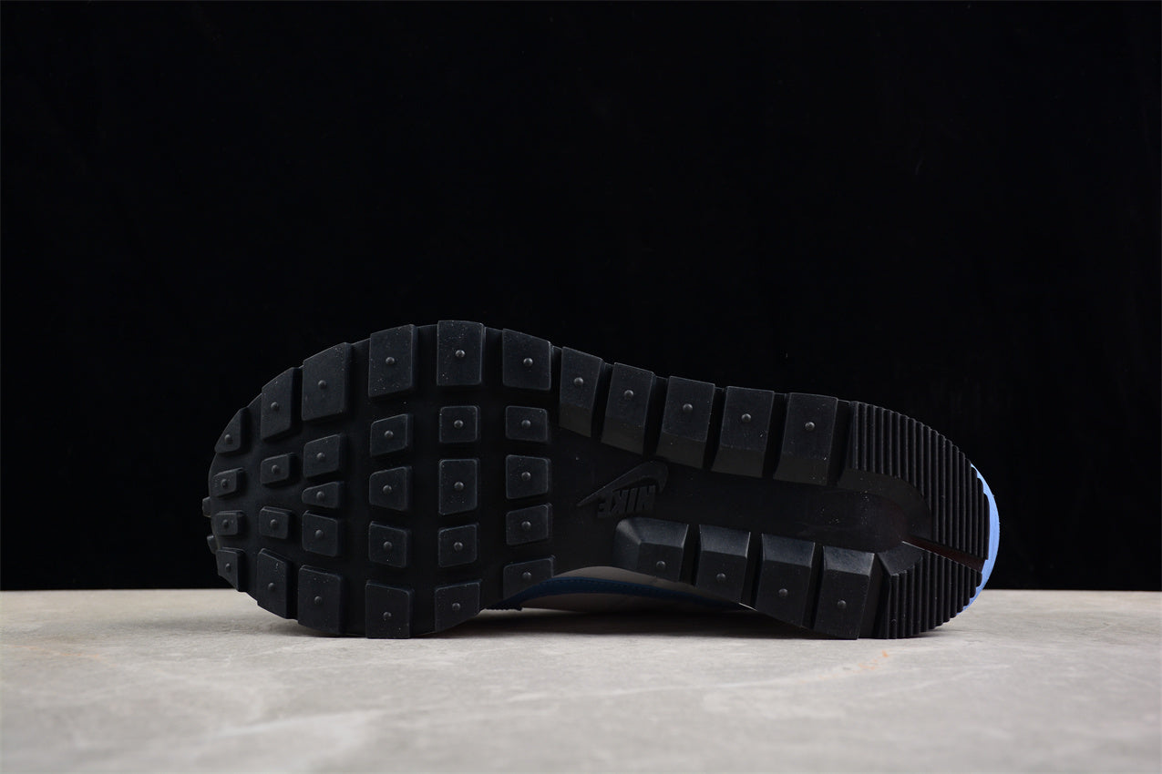 Sacai x Nk VaporWaffle 3.0 DD1875-112 - Image 2