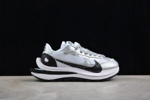 Sacai x Nk VaporWaffle 3.0 DD1875-201