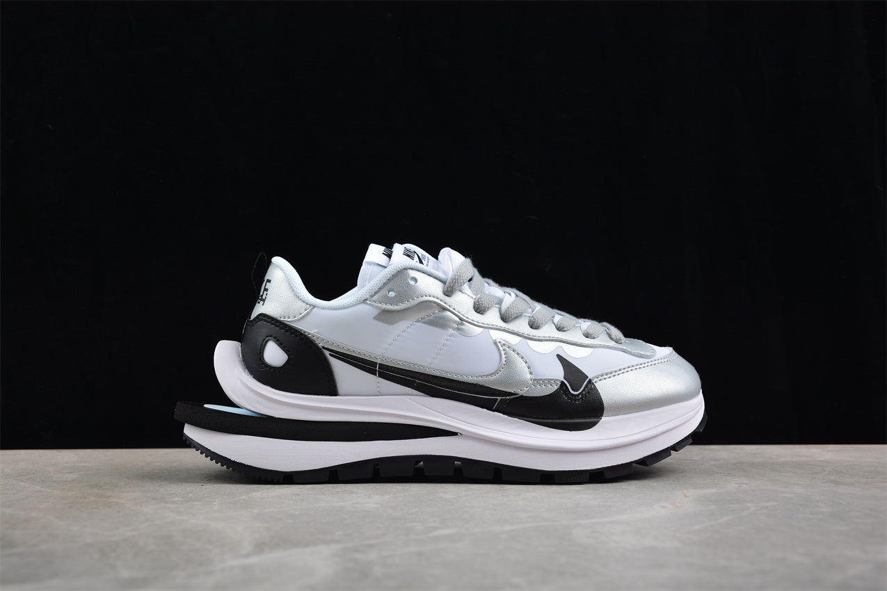 Sacai x Nk VaporWaffle 3.0 DD1875-201