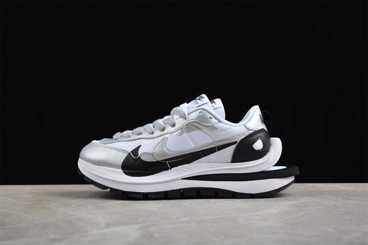 Sacai x Nk VaporWaffle 3.0 DD1875-201 - Image 2