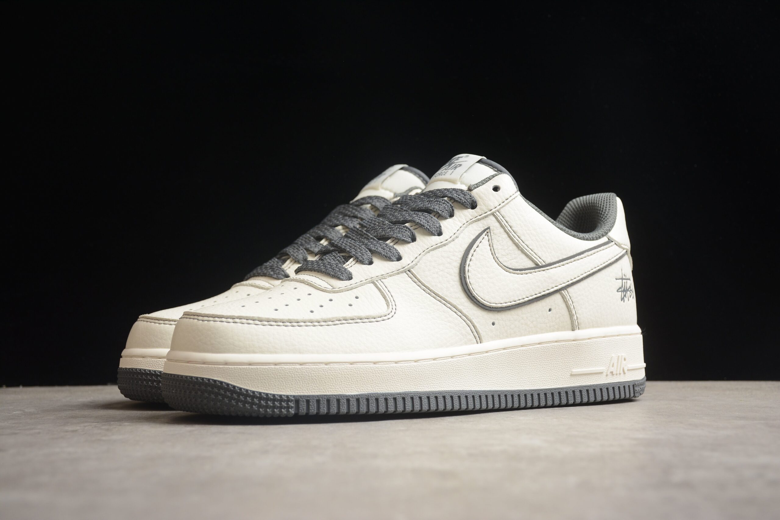 Stussy x Nk Air Force 1'07 Low UN1635-111 - Image 4