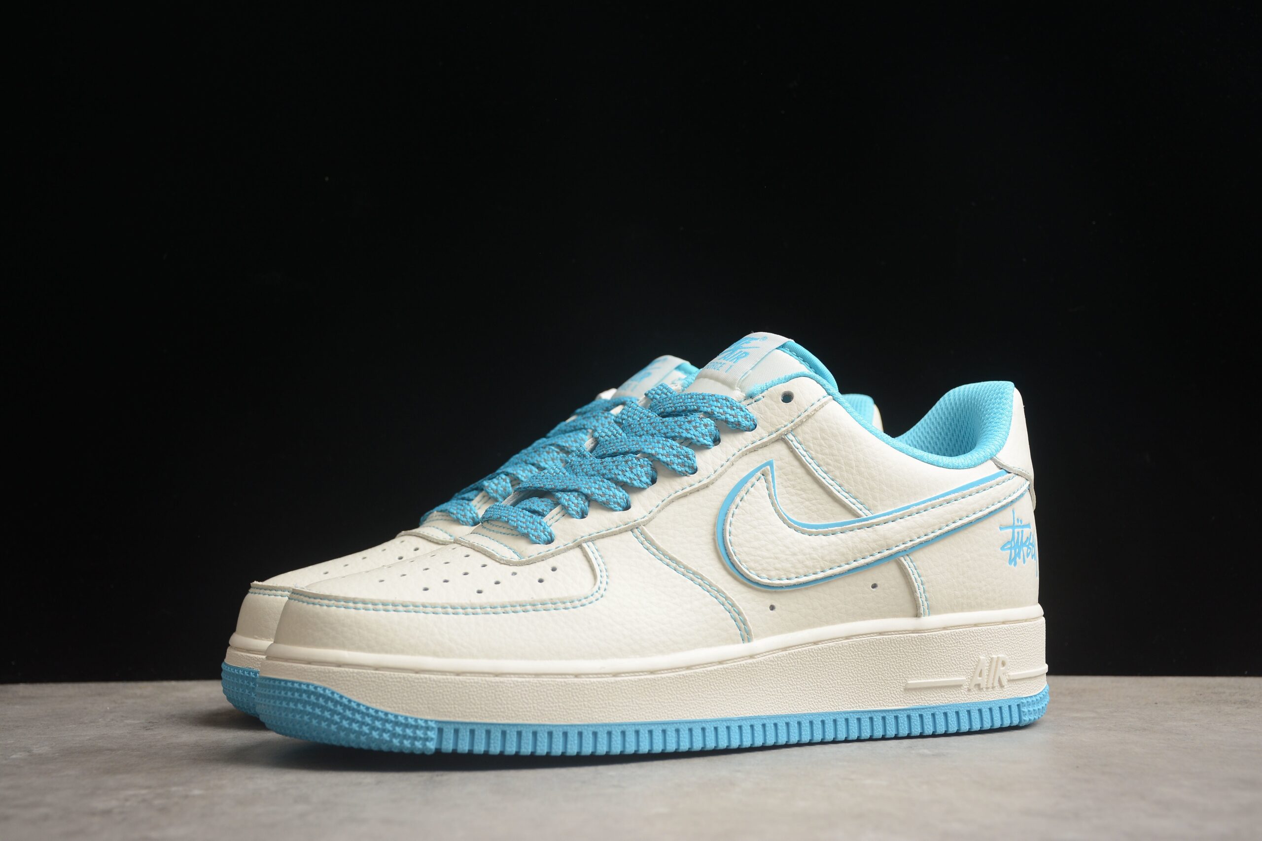 Stussy x Nk Air Force 1'07 Low UN1635-666 - Image 3