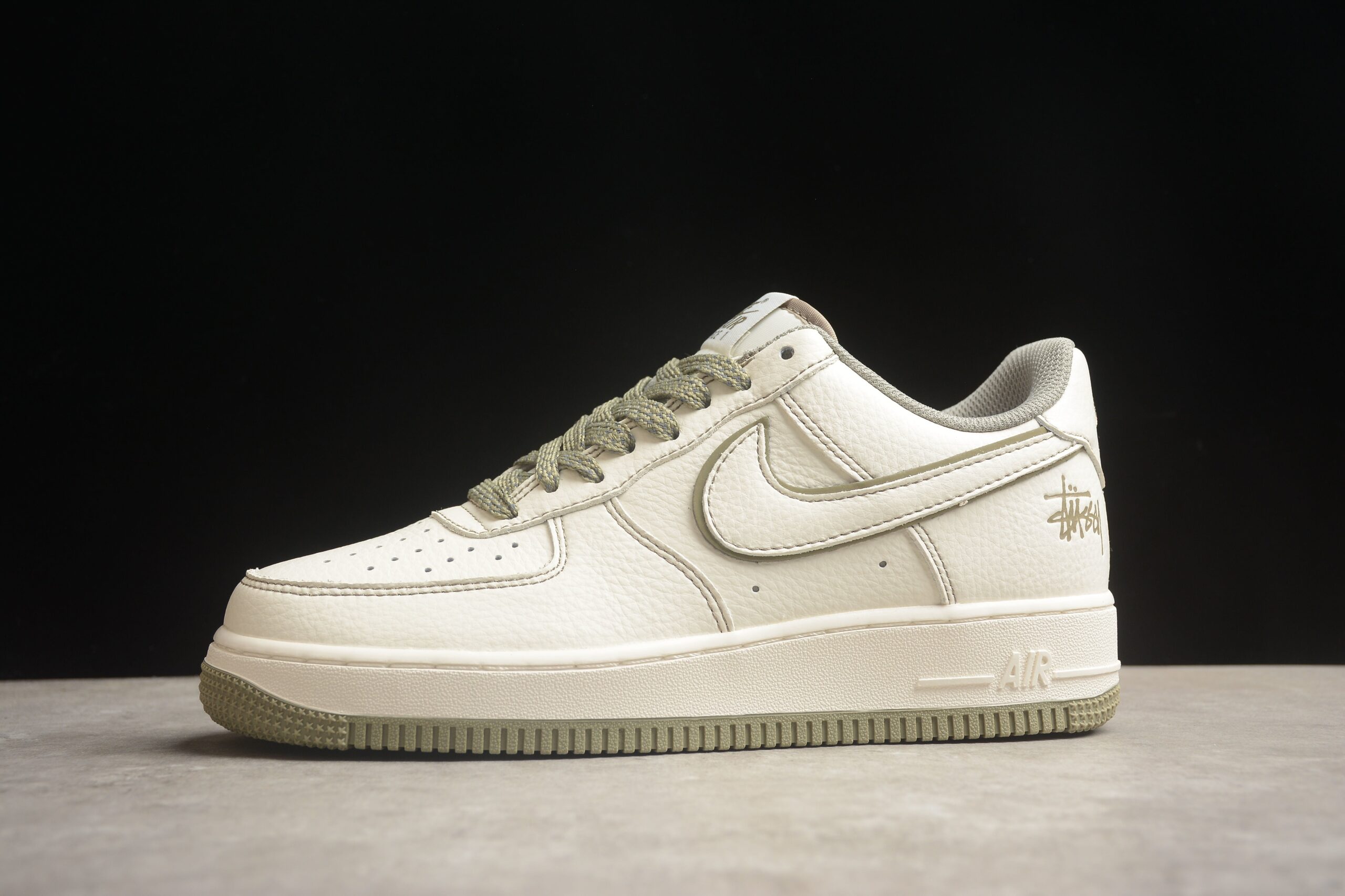 Stussy x Nk Air Force 1'07 Low UN1635-777 - Image 2