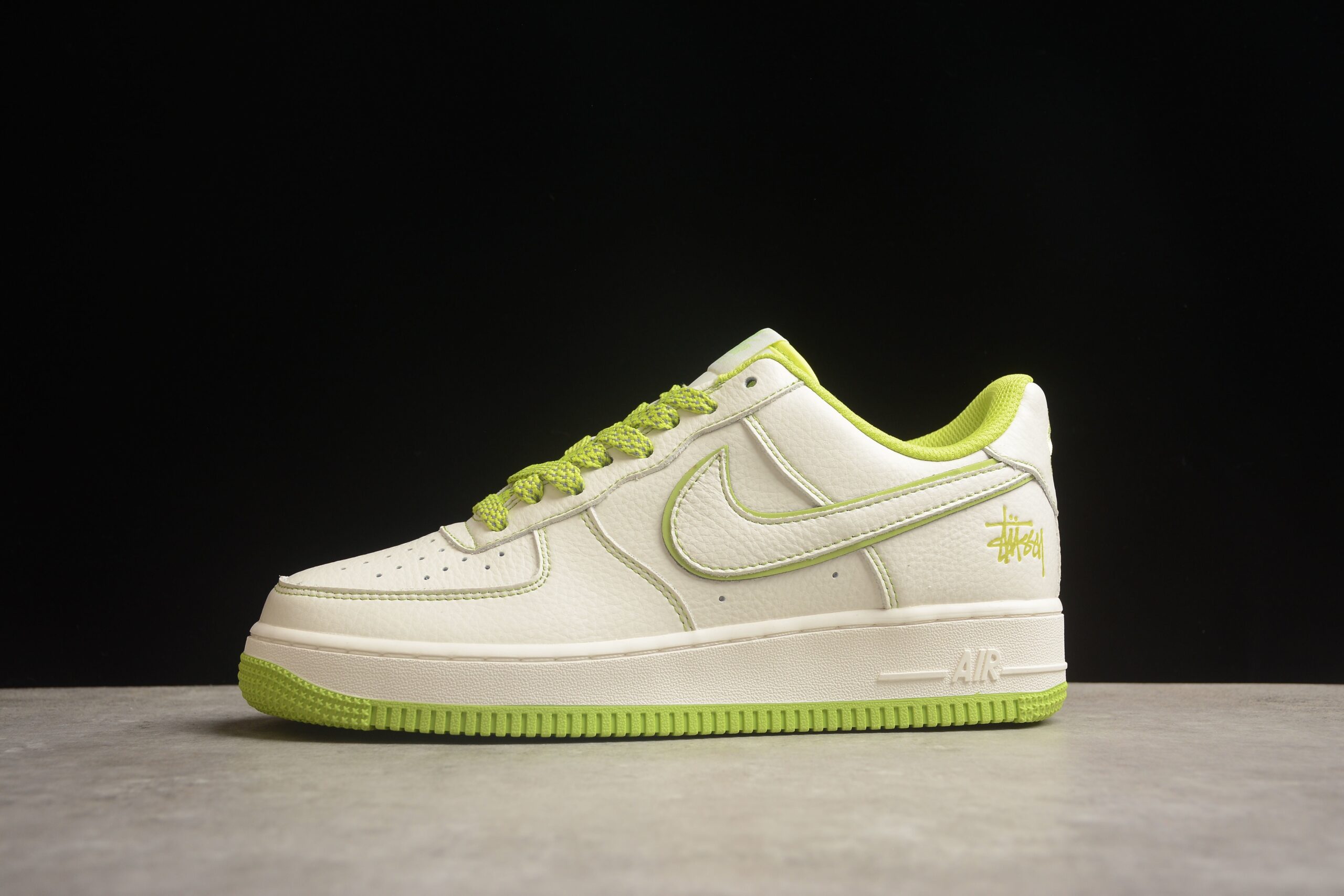 Stussy x Nk Air Force 1'07 Low UN1635-888 - Image 2