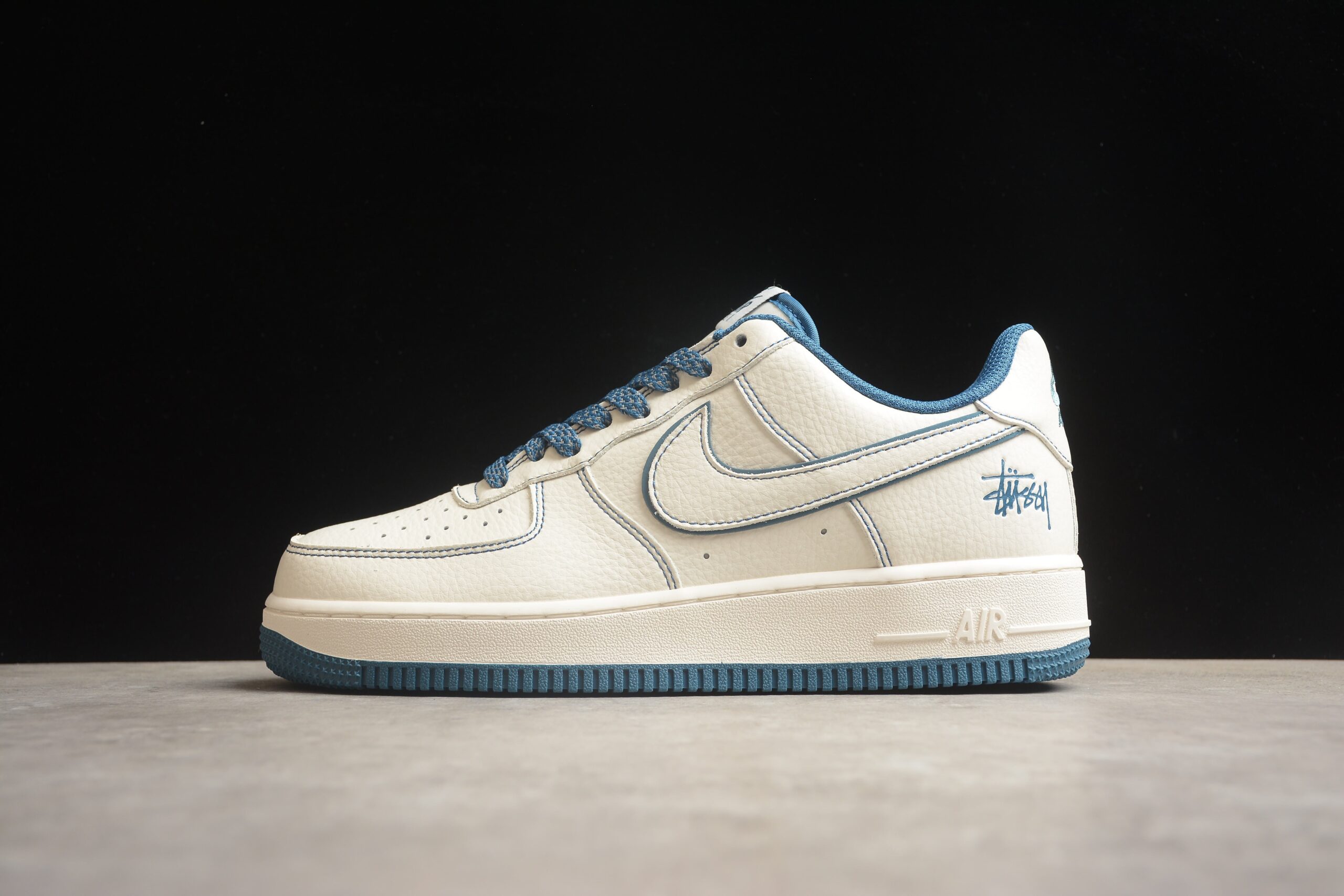 Stussy x Nk Air Force 1 Low UN1635-333 - Image 2