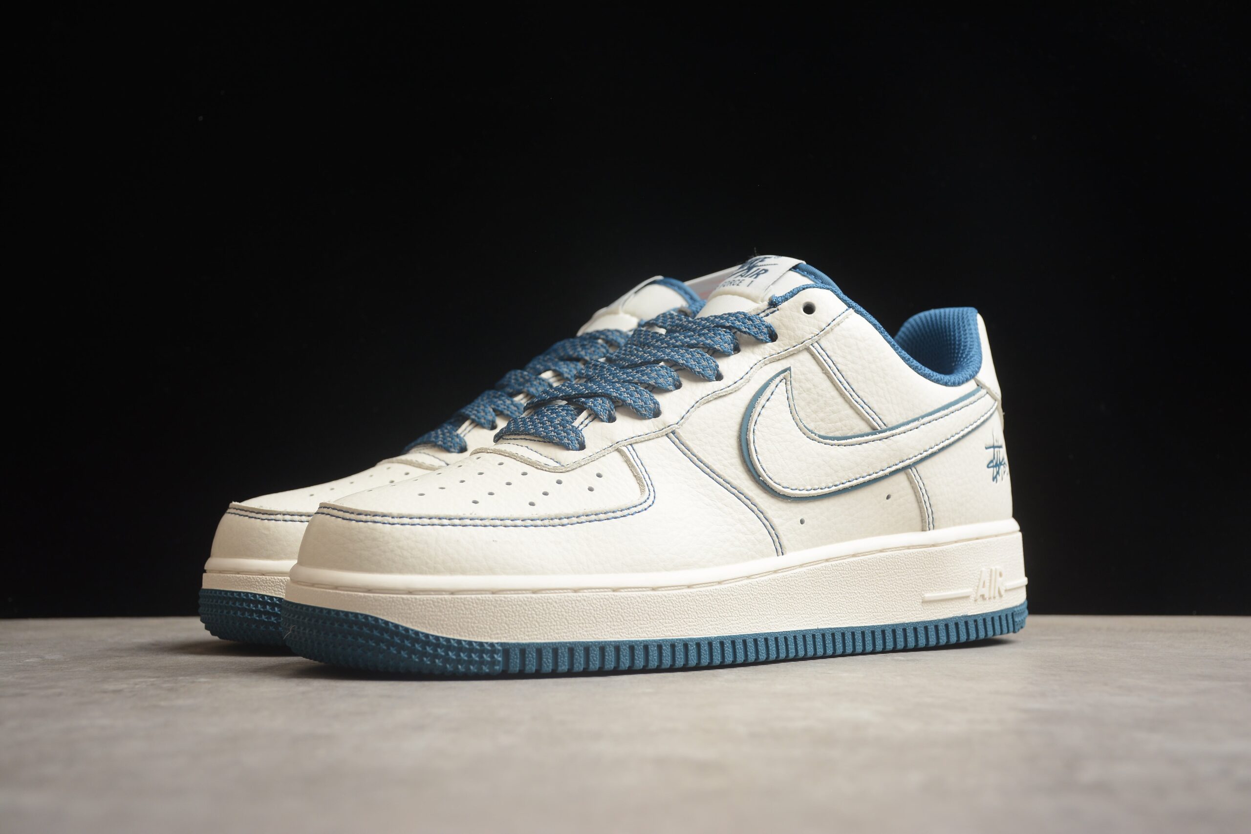 Stussy x Nk Air Force 1 Low UN1635-333 - Image 4