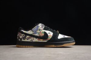 Supreme x Nike SB Dunk Low Rammellzee FD8778-00113