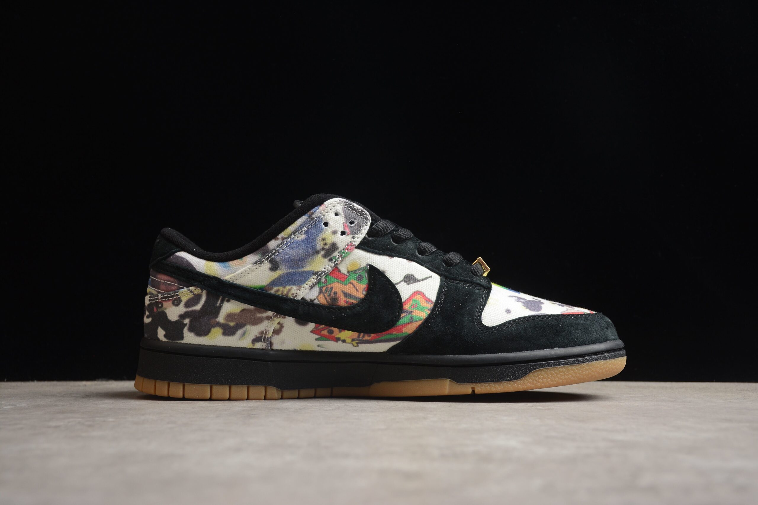 Supreme x Nike SB Dunk Low Rammellzee FD8778-00113
