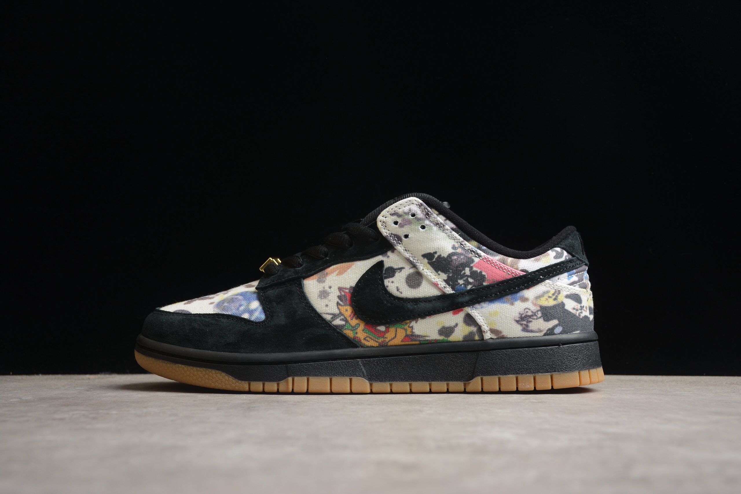 Supreme x Nike SB Dunk Low Rammellzee FD8778-00113 - Image 2