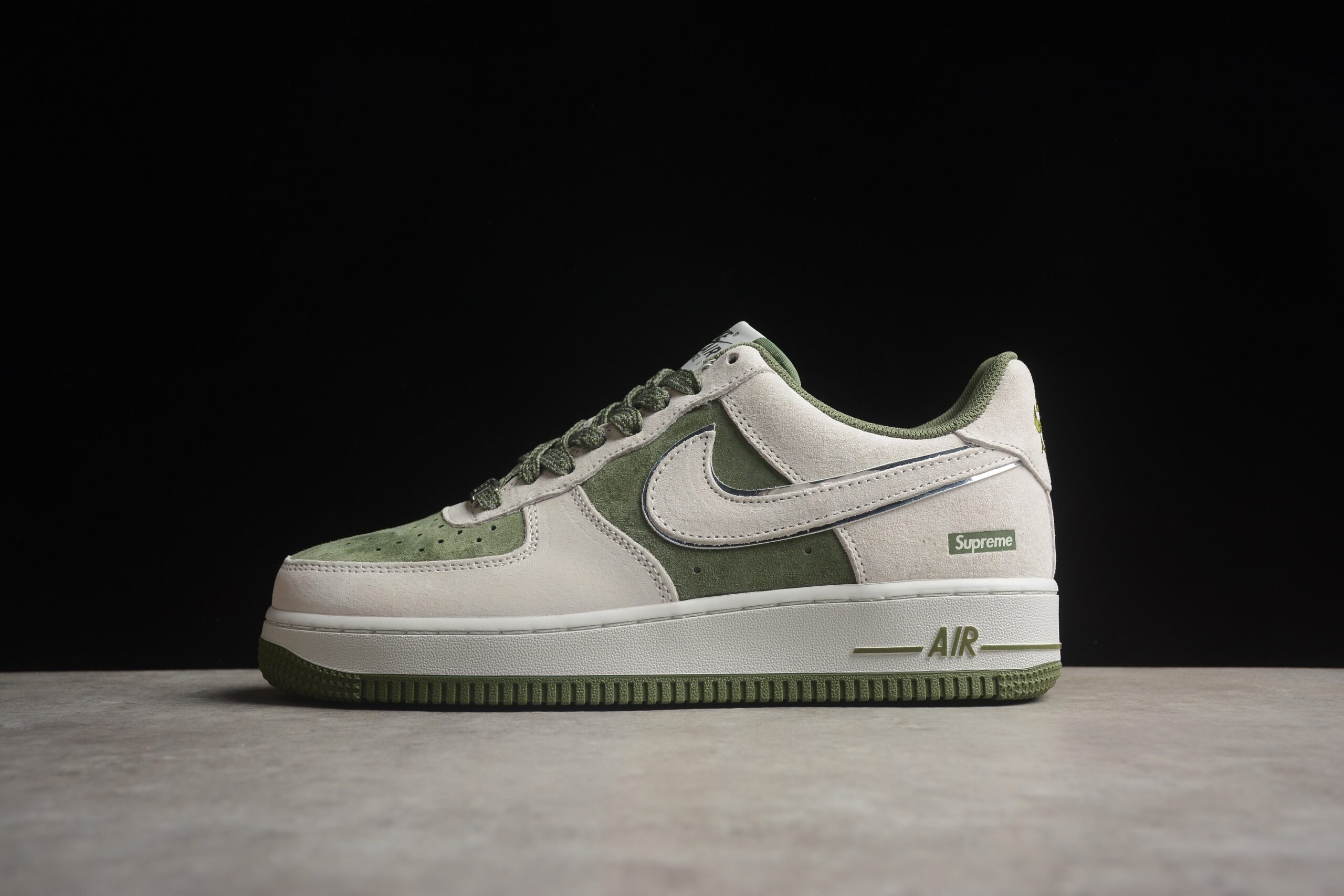 Supreme x Nk Air Force 1'07 Low ME2392-106 - Image 2